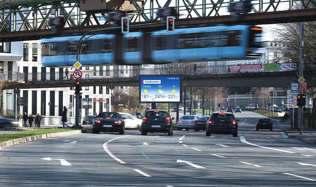 Wuppertal bahn strasse