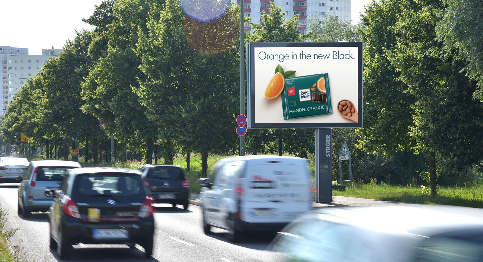 Werbeplakat auf Mega-Light